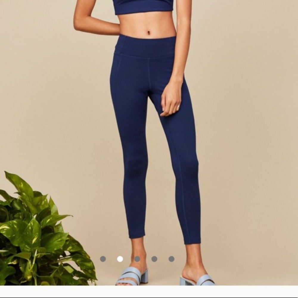 Girlfriend collective mid rise 3/4 legging